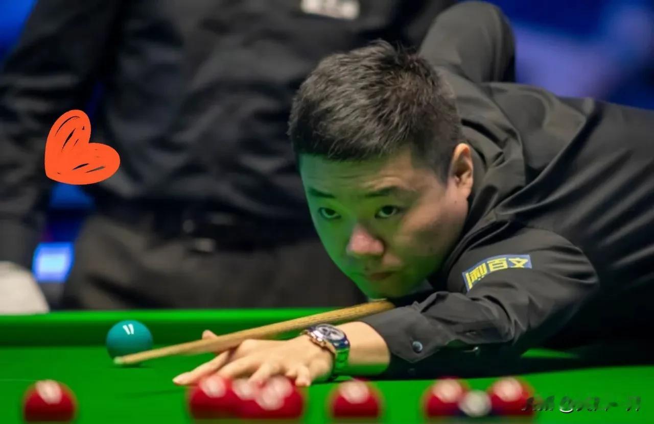 一夜醒来，
全球人民都知道了！

丁俊晖在台球的6库解球技法方面，简直是教科书级