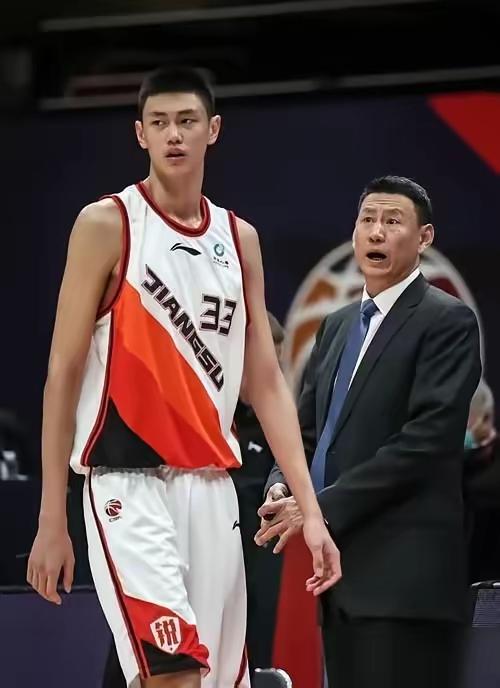 李楠的禁赛期结束了，会不会执教北京男篮呢？也许北京男篮就剩下更换主教练这个办法了