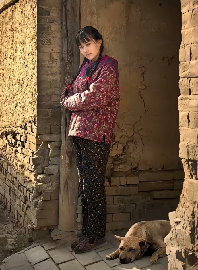 人性这东西，想摧毁并不难。蜀地长期盗匪横行，西川节度使崔安潜上任后，既不调查也不