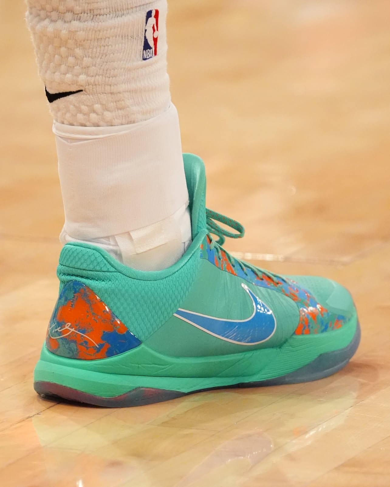 NBA Jalen Brunson FREEHDNBA球鞋分享