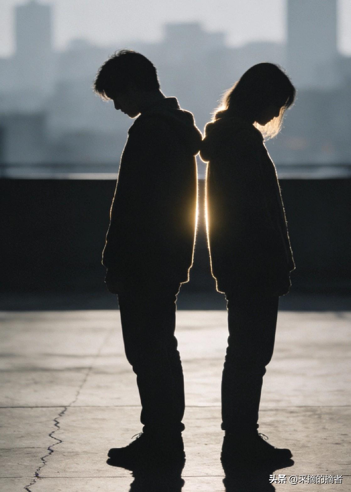 男人再爱你，也接受不了你碰别人。
他可以包容你的小脾气，原谅你的小过错，
唯独接