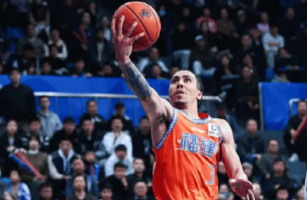 CBA官方更新外援注册信息：尼尔森、特莱斯被取消注册