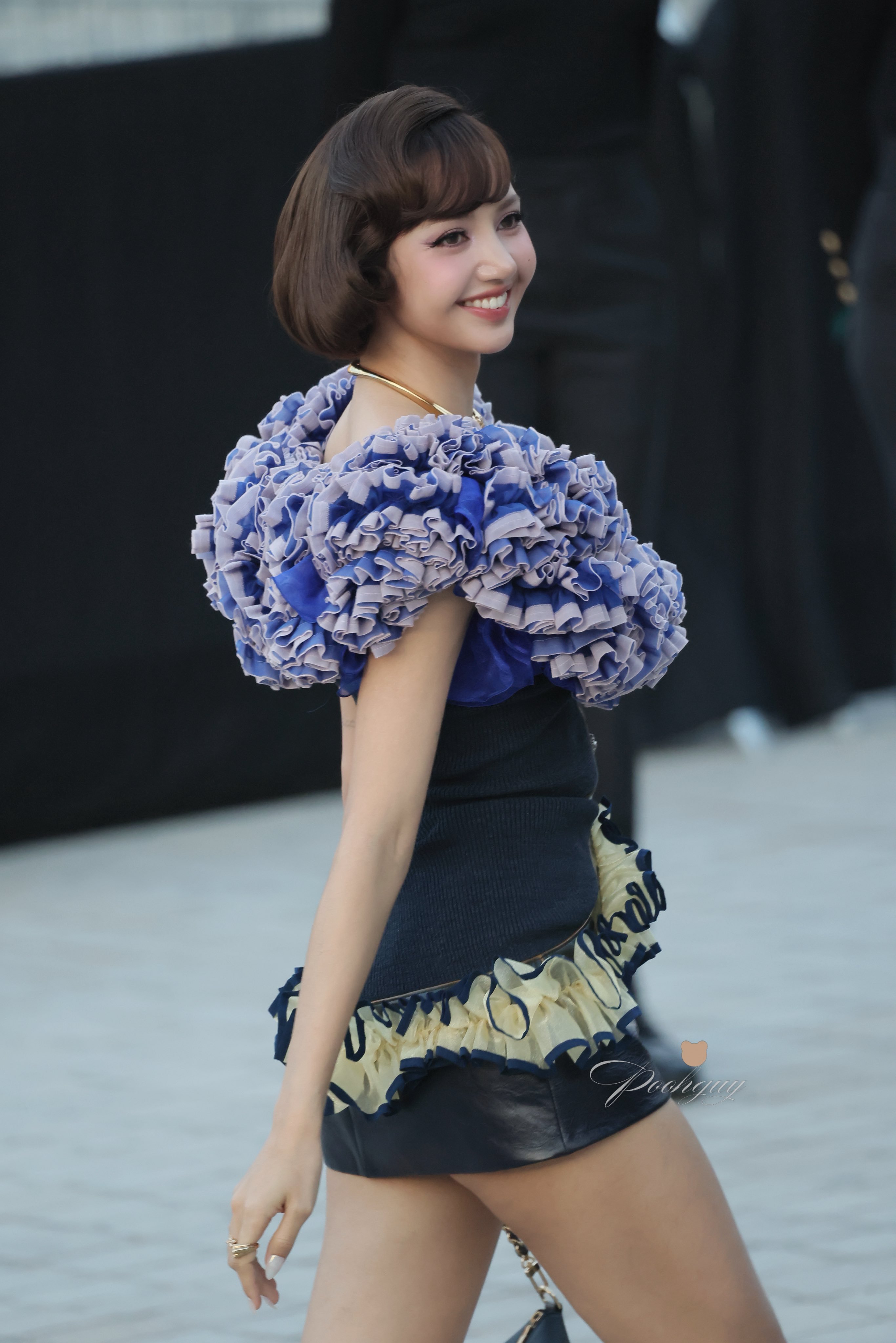 LISA  💜 LISA 路易威登全球品牌代言人 261007 LV 27春夏