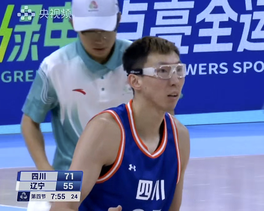 老高诗又造了一个周期的违体，厉害啊！ 