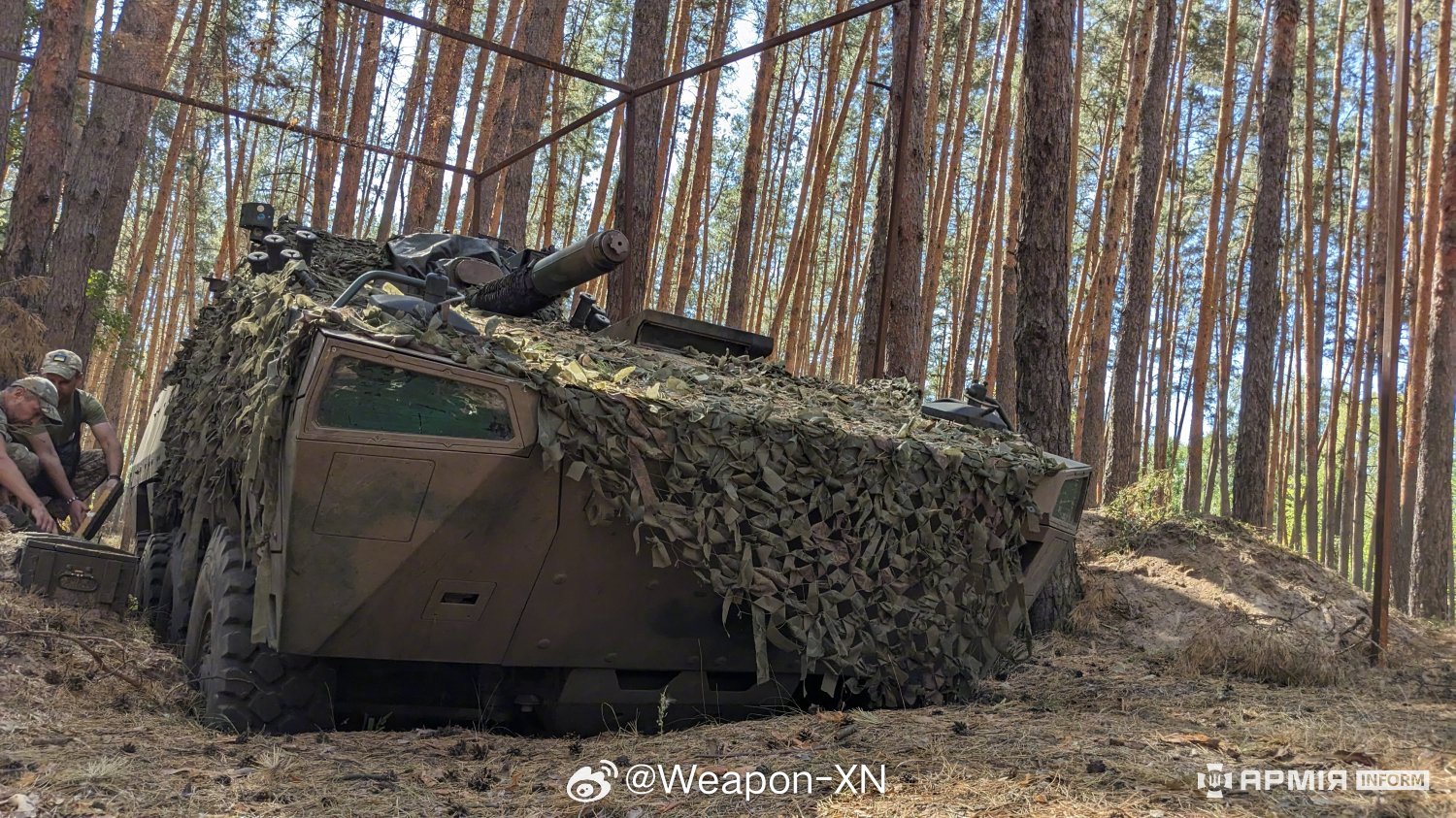 #兵器影像[超话]##俄乌局势新进展# 乌克兰第 44 机械化旅装备的 M120