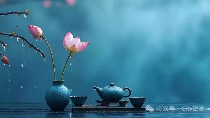 水仙子·自宽
身无牵绊意千重，
枉自凝愁锁寸胸。
缘来缘去皆天定，
强求终是空。