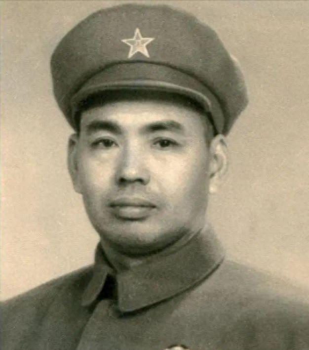 许世友与前妻离婚37年后建国，前妻请求帮忙时，许世友态度究竟如何？
1950年二