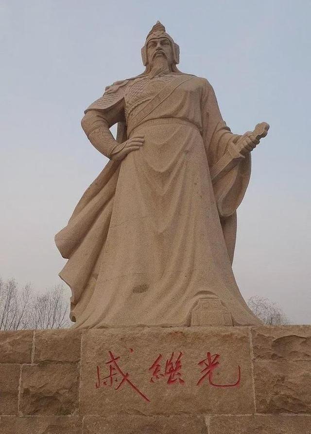 晚年的戚继光，凄凉无比–万历十年，张居正去世没多久，戚继光被弹劾，从北方调任南方