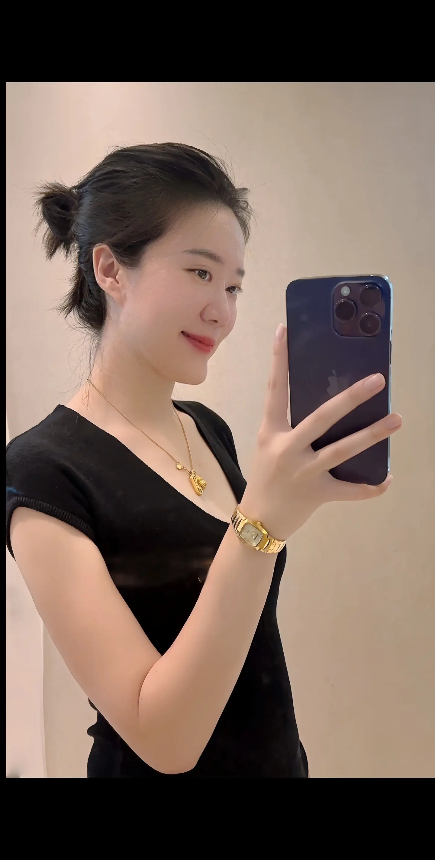 人与人的羁绊薄如蝉翼 不妨猜一猜为什么我非要执着于你