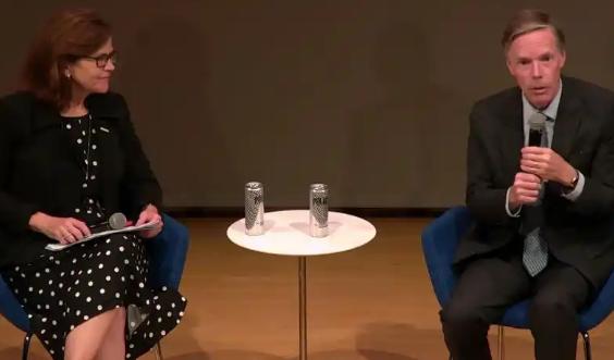 美国前驻华大使伯恩斯回到美国，跟自己人说的第一句话就让全场惊掉下巴：“中国的高铁