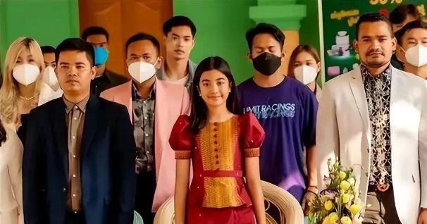 “我知道你想要什么，这是3000万，拿上这笔钱，离开我女儿！”柬埔寨的高贵公主执