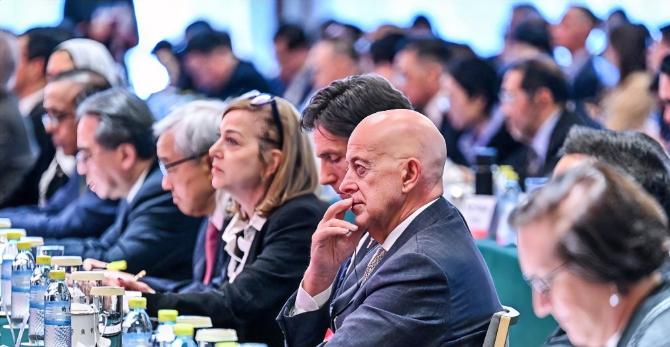 不搭理，日本想来中国还得看诚意
3月22日，中国发展高层论坛2026年年会如期举