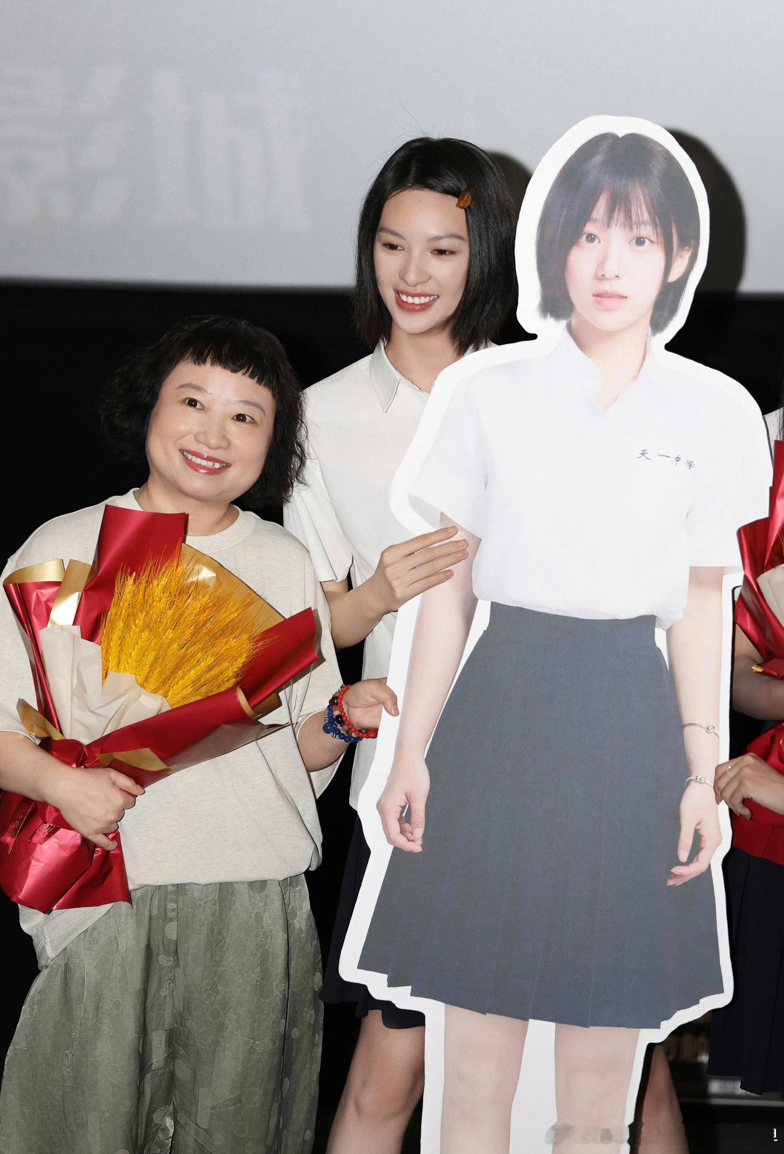 #邱天女友力# 真的不能错过邱天的女友力啊！看《沙漏》预告就已经被深深吸引，那些