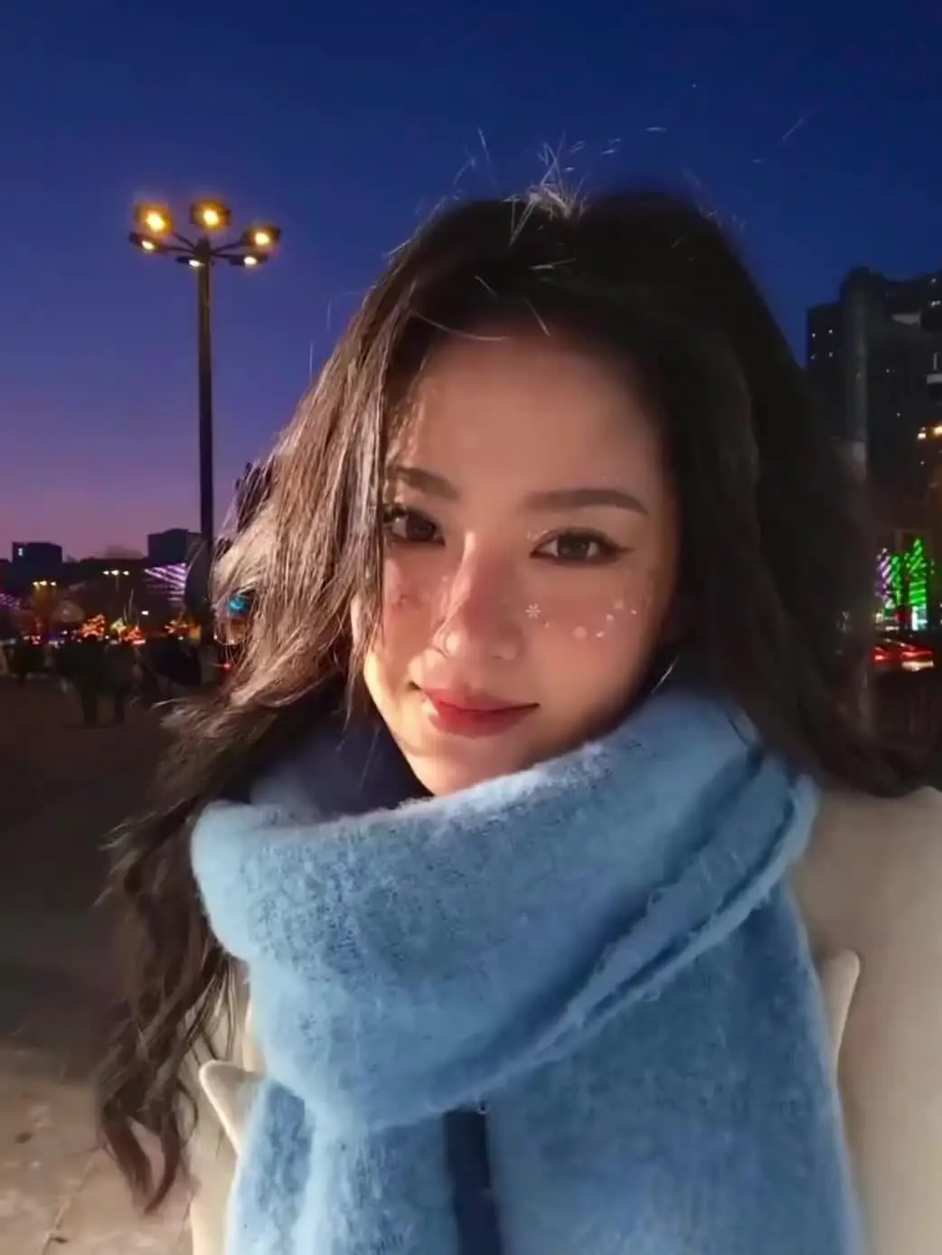 我不会再教任何人爱我,因为我学会离开每一个让我难过的人.