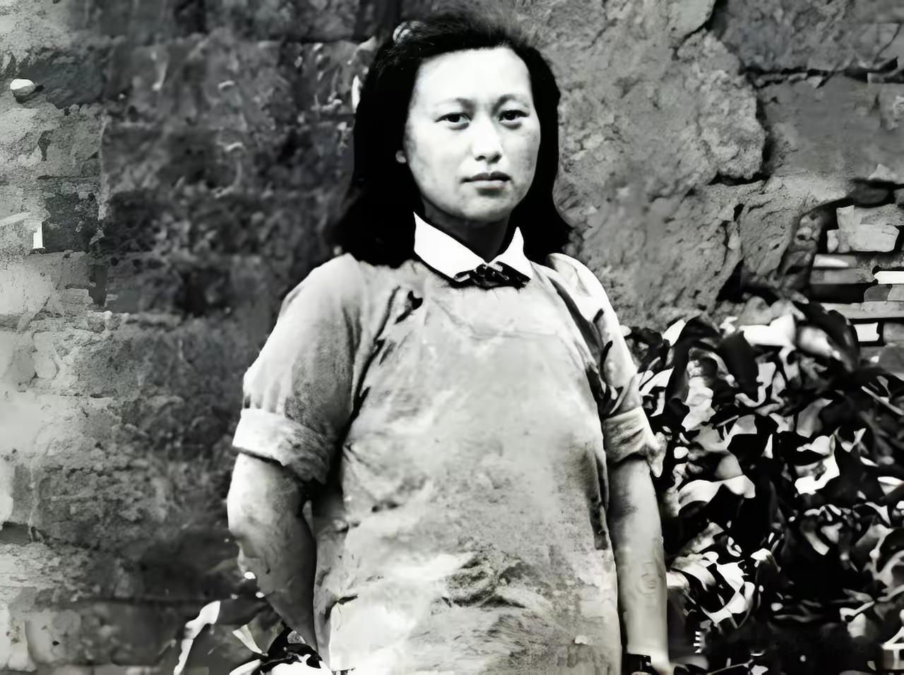 1949年渣滓洞悲壮一幕：生路就在眼前，女烈士朱世君为何誓死不逃？
 
1949