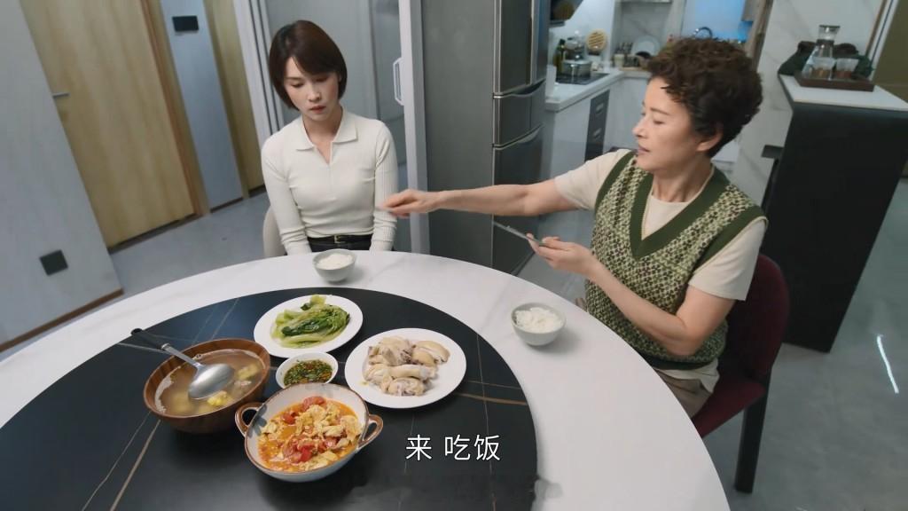星岛：正义女神大结局｜郑官周嘉洛名表失窃之谜监制钟澍佳还原真相 揭开郑家姐弟最大