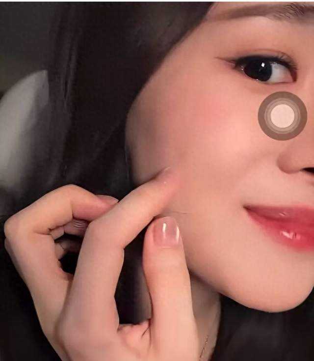 #张碧晨自曝“长酒窝奇遇”，录《天赐的声音》解锁新颜值亮点！