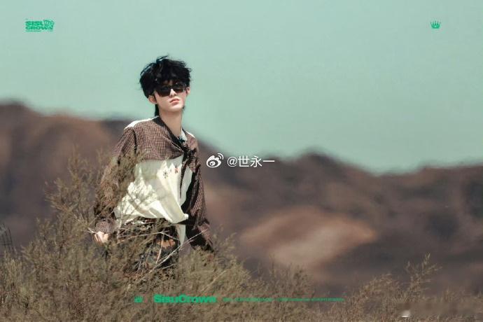 苏新皓这条真的只剩感受了褪去繁杂修饰，只剩下最直白赤诚的心意。他把真心摊开诉说，