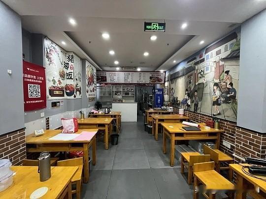餐饮无实体店不外卖，这个对食品安全好!客看得到制作流程，吃得放心。这是国家市场监