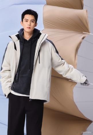 #王鹤棣解锁冬日新体验##王鹤棣以时尚美学重构机能主义#王鹤棣彰显时尚魅力，游刃