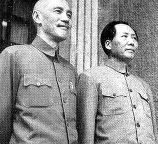 毛泽东的打仗思路：是如何一步步打赢军人出身的蒋介石？
 
1946年，蒋介石下令