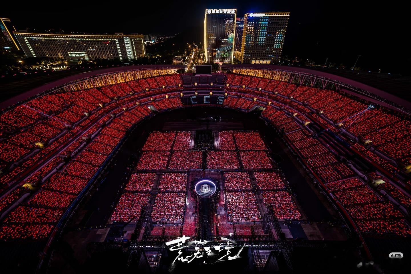 陈楚生荒芜之境演唱会济南站～曲终人不散 
