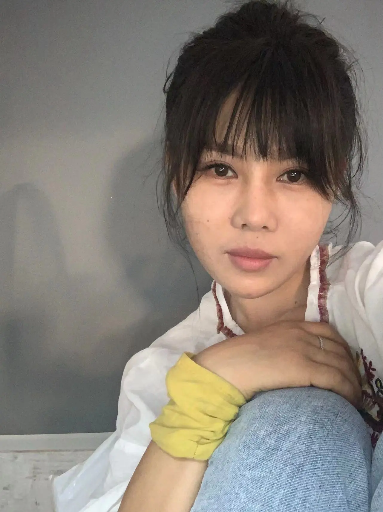 老公外地打工，我留守陪读，今年是我们分居的第六年，他在外像个精神小伙...