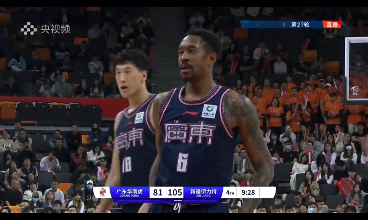 马尚被于德豪防守造失误，第四节靓丽灰飞烟灭，邱彪交狗屎运


广东队前三节打得太