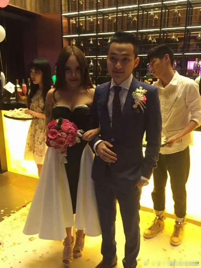 这哥2前女友都灭了，自己火速飞升 