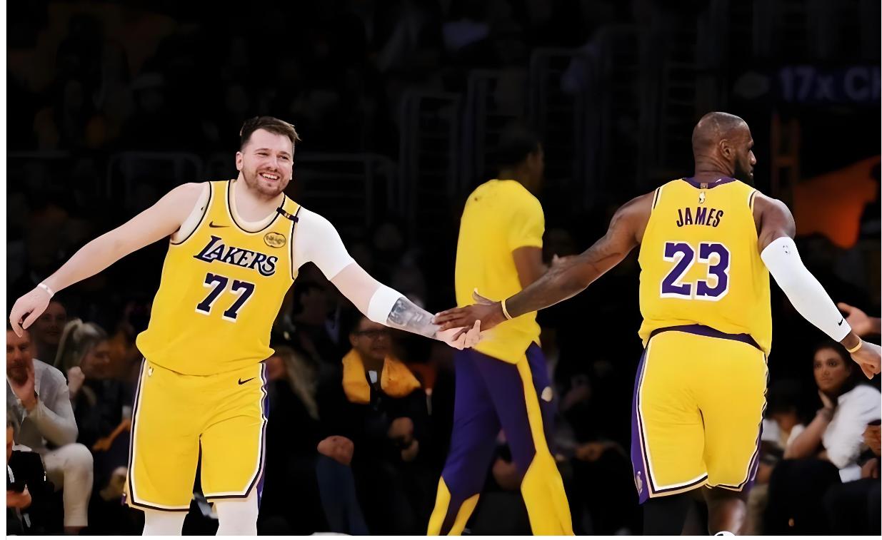 40+9+10算什么，东契奇赛后表态彰显伟大，把詹姆斯夸上天了
湖人再胜火箭后，