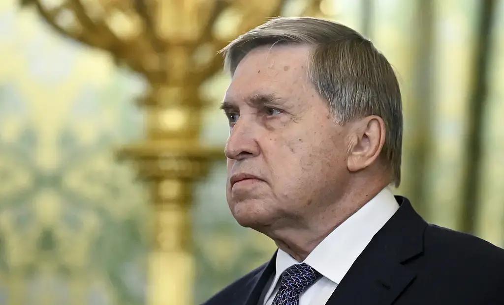 当地时间24日，俄罗斯总统助理乌沙科夫表示，美国的乌克兰问题计划将经过俄罗斯、乌