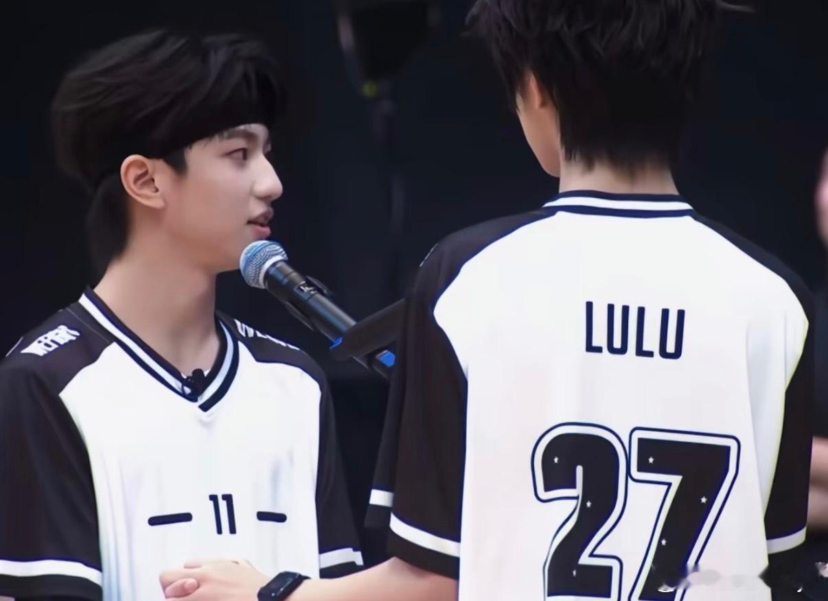 王橹杰穆祉丞运动会2711 王橹杰穆祉丞还是2711 王橹杰穆祉丞今年运动会还是