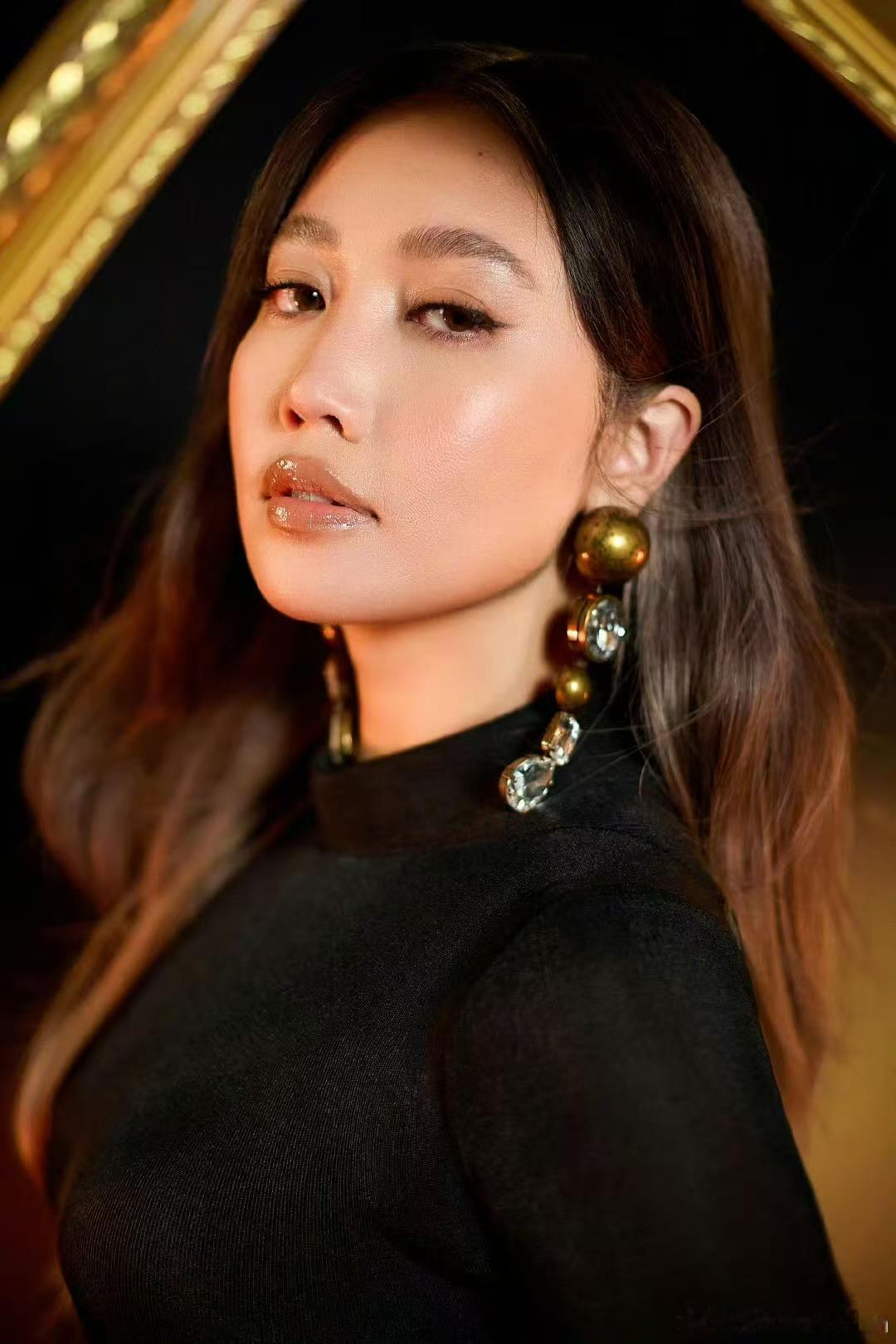 ALin开口秒ALin被编曲做局了ALin被编曲做局了，牛的，[太开心] ​​​