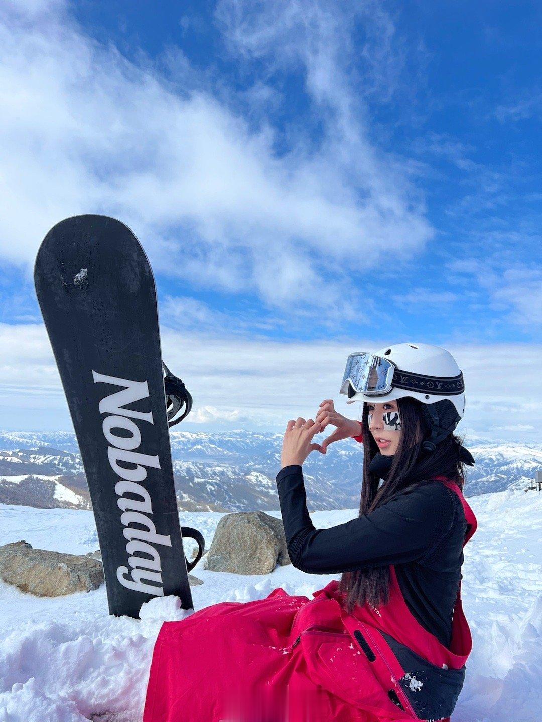 #可可托海##滑雪#  ​​​