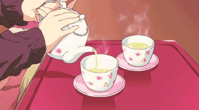 #健康真探社#【喝茶能“刮油”吗？】相信很多人都听说过这样的说法：吃了大鱼大肉，