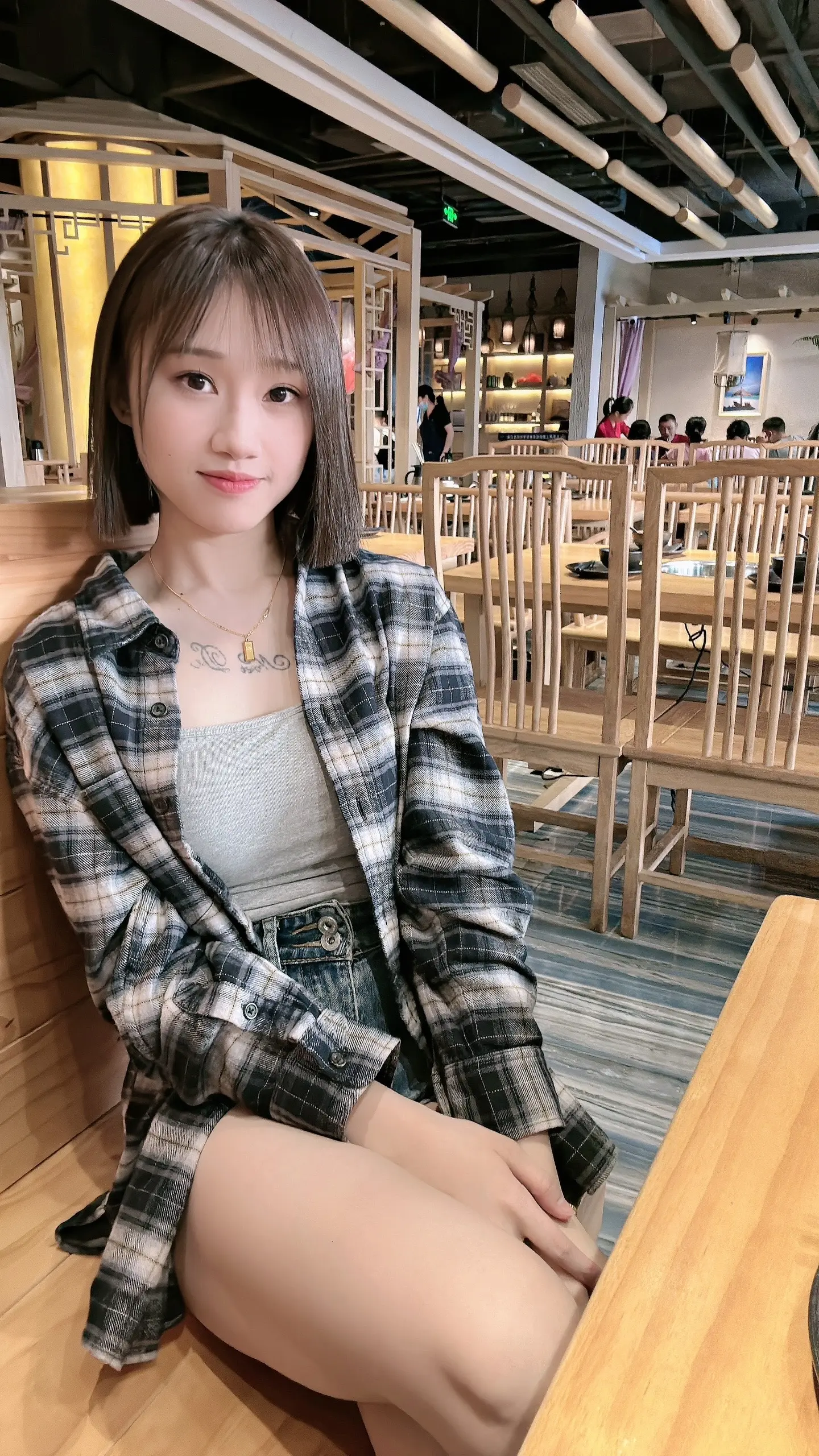 普普通通的我并没有出众的皮囊 你不嫌弃就好.