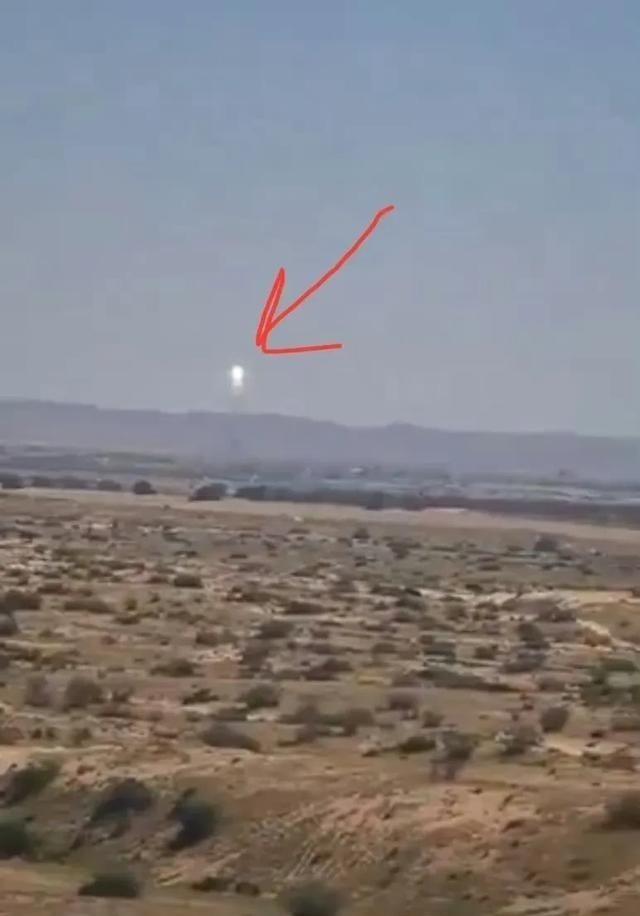 就伊朗这枚被全世界嘲笑“打偏了“的导弹，实际上精准命中了以色列最不愿被人盯上的要