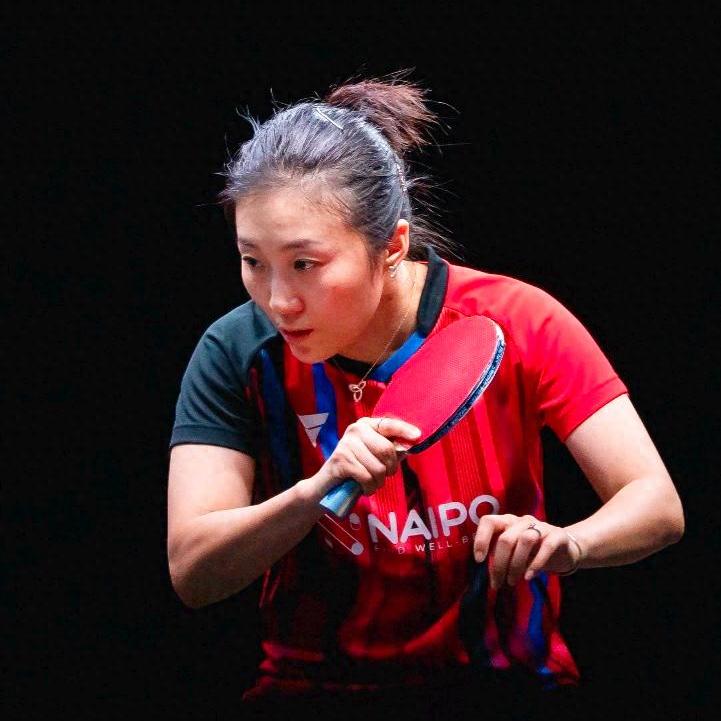 【韩莹没想到会赢王曼昱，目标是两局】42岁的德国削球老将韩莹以 4-3（6-11