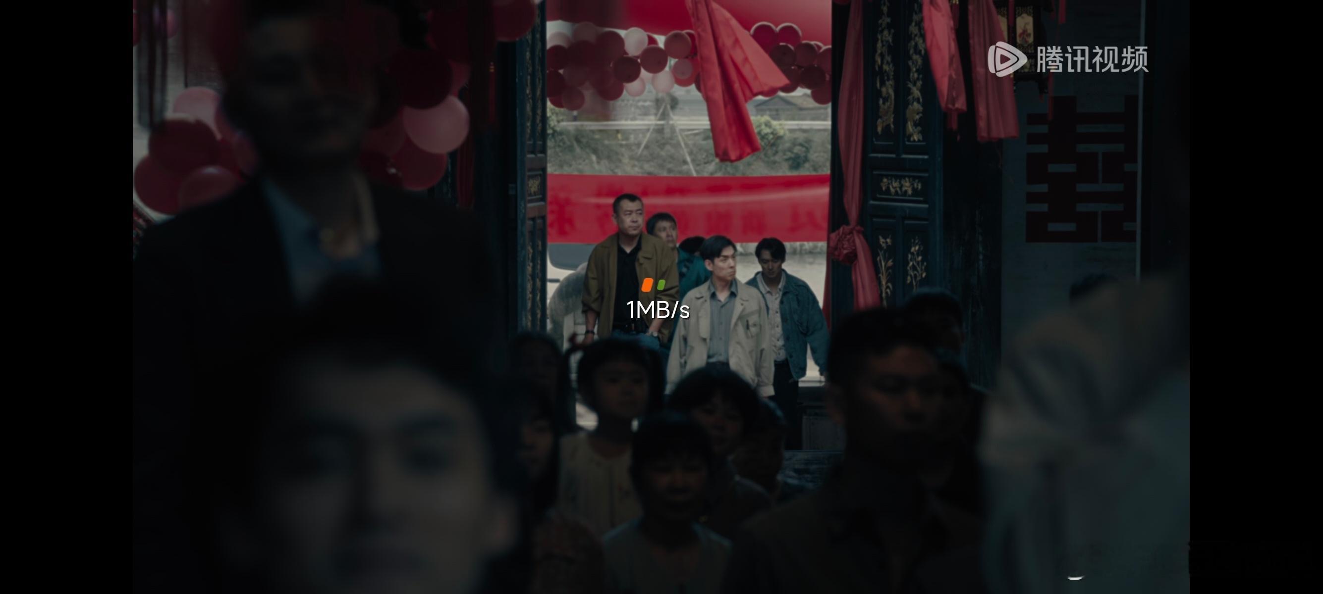 扫毒风暴第1集反派被大树穿胸我还以为扫毒风暴多好看呢[允悲][允悲][允悲][允