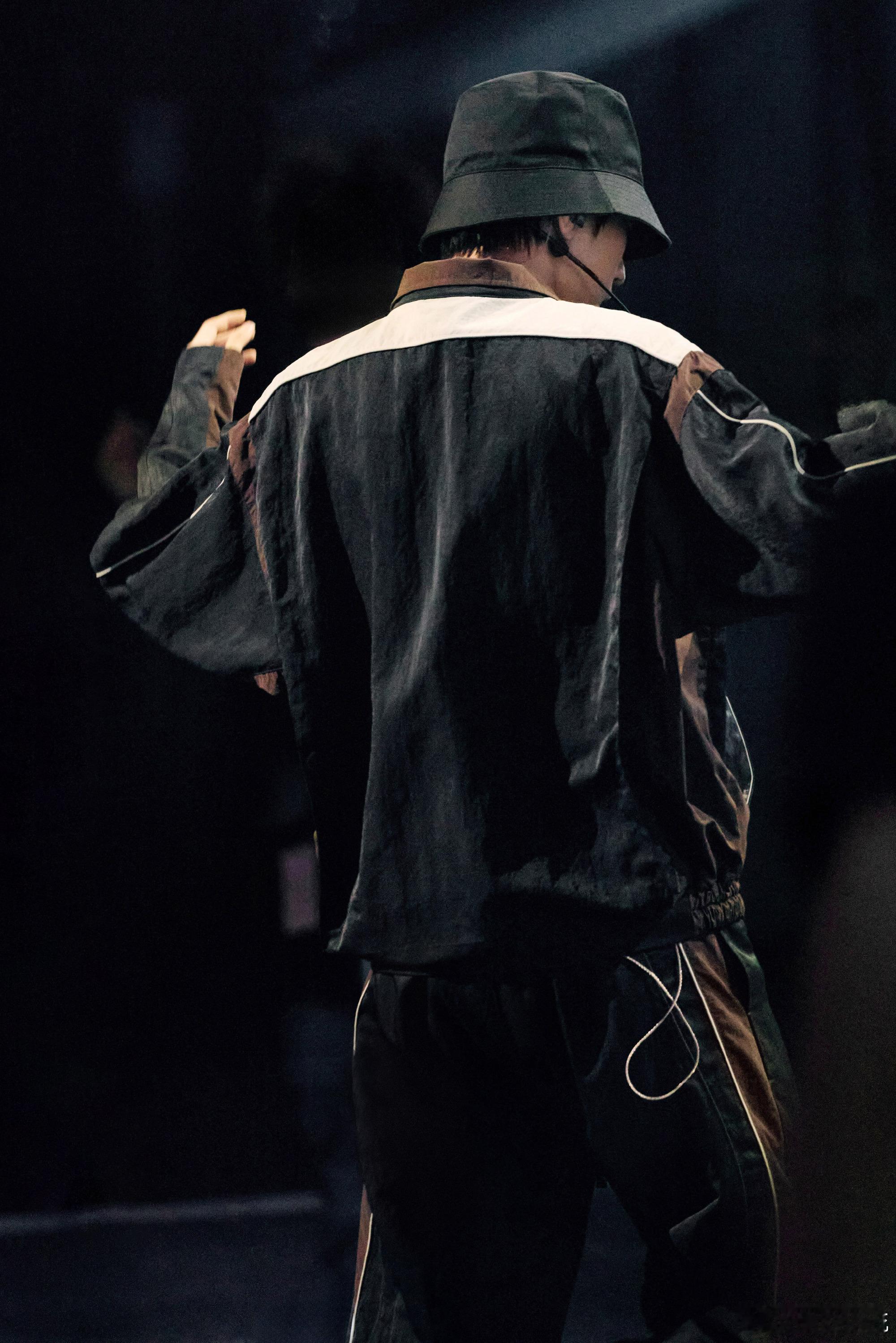 王俊凯唱跳彩排期待王俊凯唱跳Karry全场王俊凯