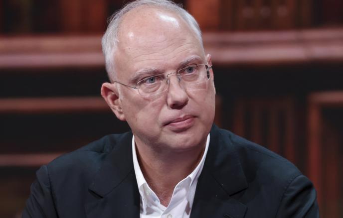 德米特里耶夫：瑞典应忏悔并向俄罗斯请求燃料
 
俄直接投资基金负责人就瑞典航母燃