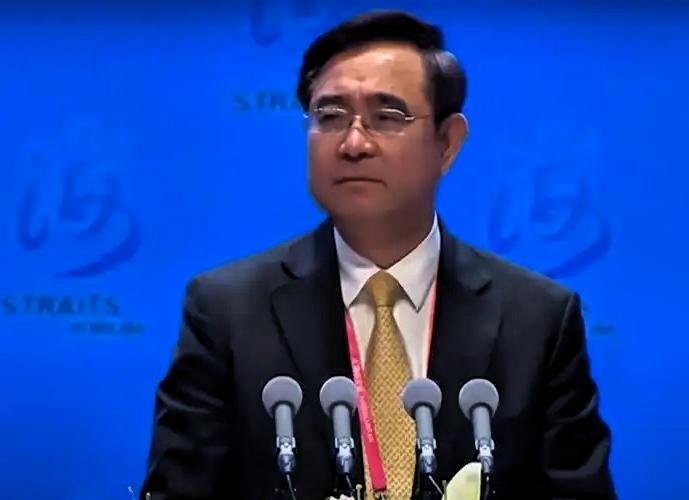 戳破“维持现状”迷梦！吴成典呼吁岛内同胞携手投身民族复兴
 
4月25日，台北张