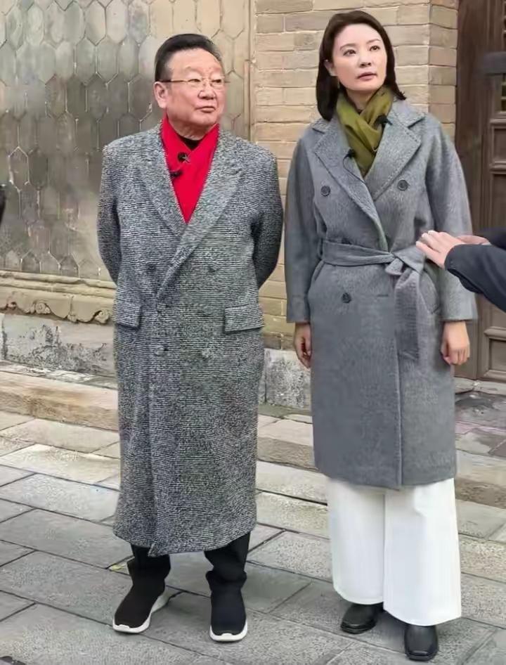 现在能认识他们俩是谁的人，应该不多了吧？