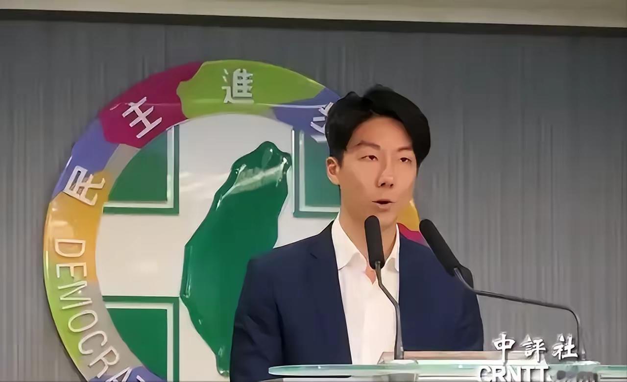 6月8日，针对郑丽文指出，“台湾地区宪法是一个一中宪法，在其基础上面可以有九二共