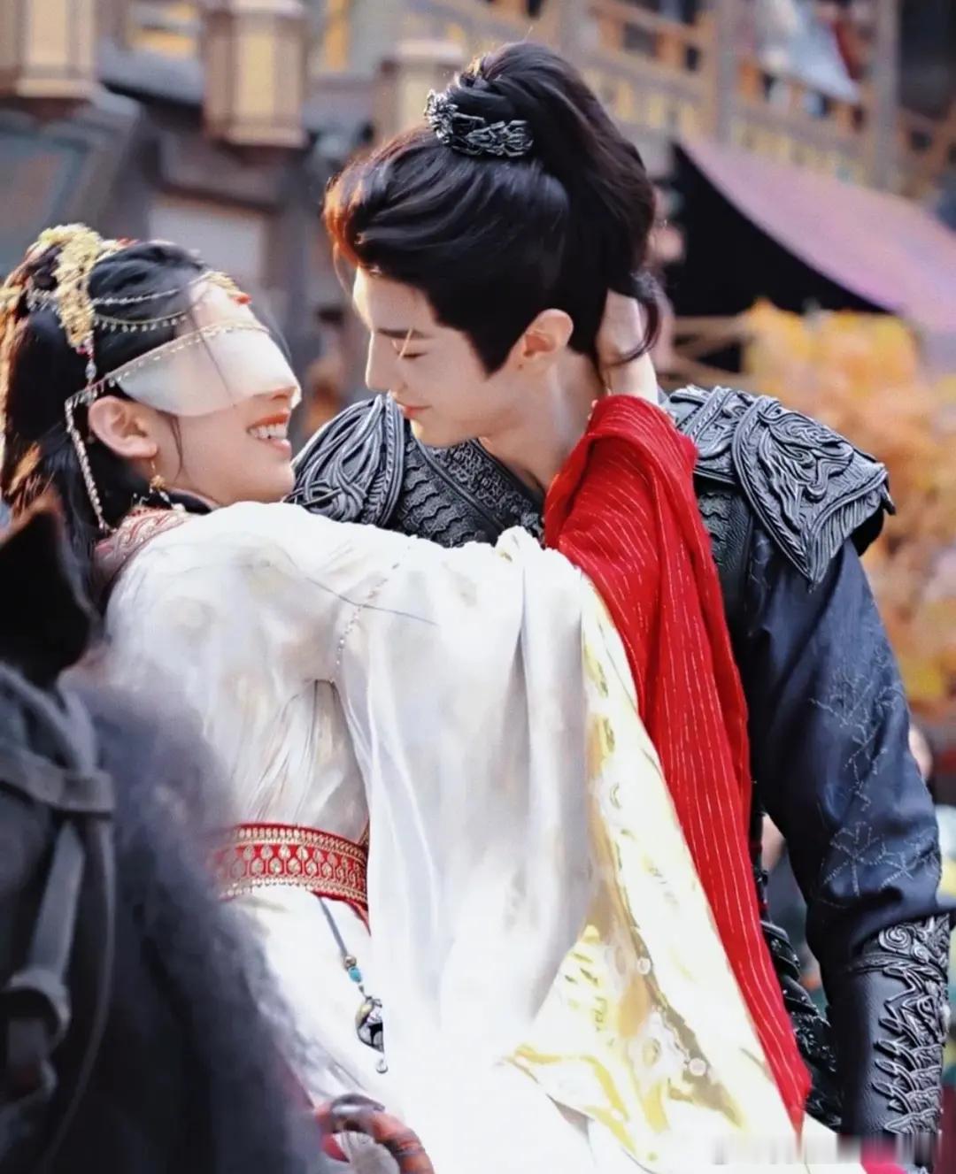 张婧仪和陈哲远的《梦花廷》有没有爆相，感觉两人还挺有cp感的 