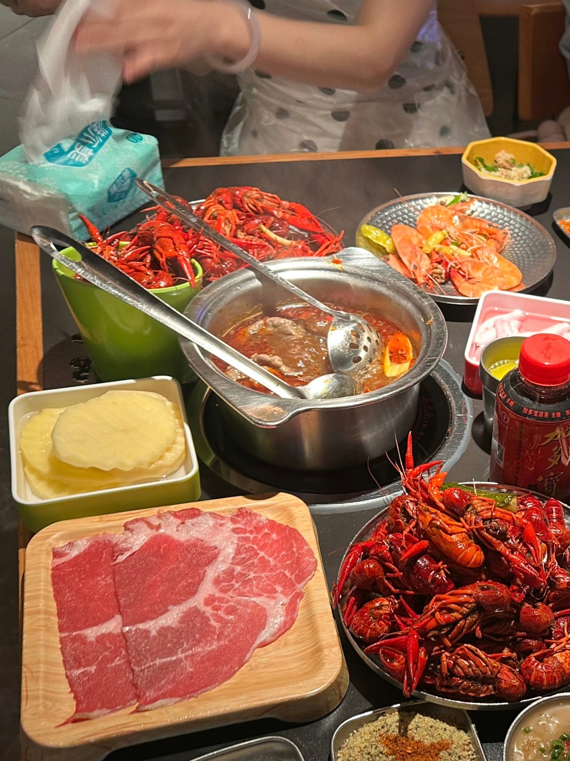 一边火锅一边烤肉🍻🍻 温州