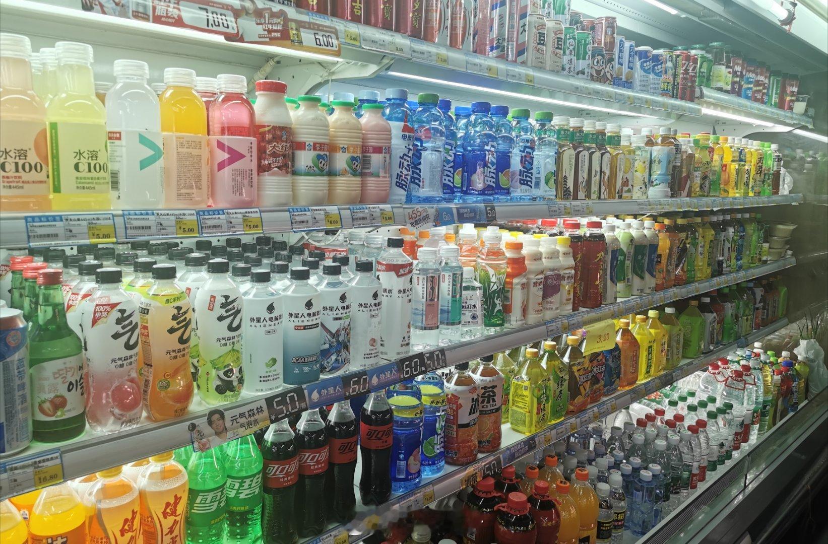 【齁HOU甜！】还是说企业责任和儿童肥胖吧！1、在全民倡导饮奶（肥胖失控）的当下