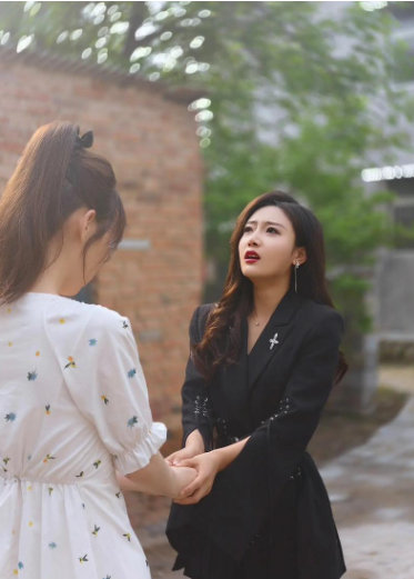 红果内容总预算预期增加40%红果称将持续加码投入真人短剧真人短剧仍是基本盘，AI