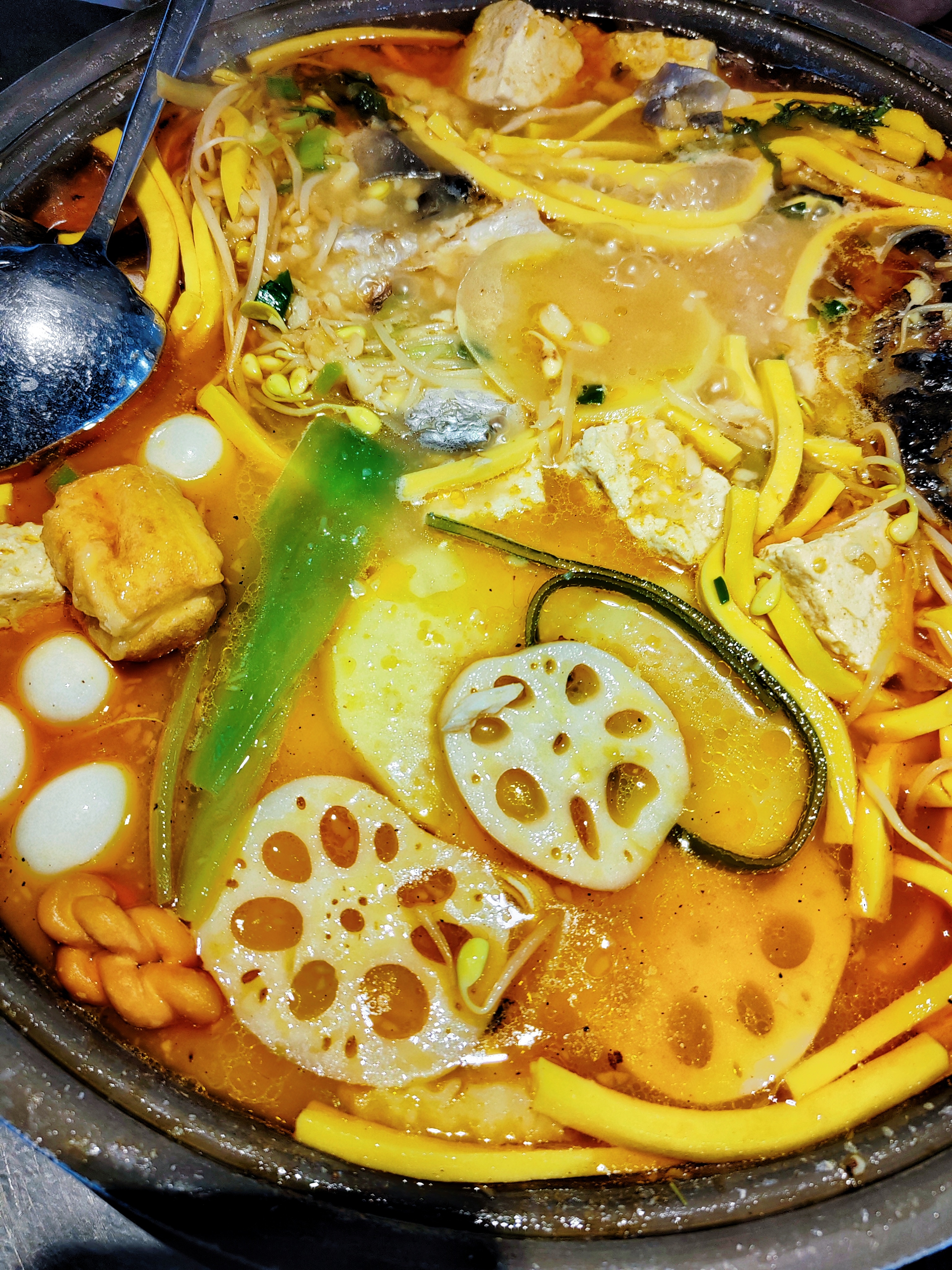 烟火升腾，一锅烤鱼，治愈所有食欲，🌶️ 