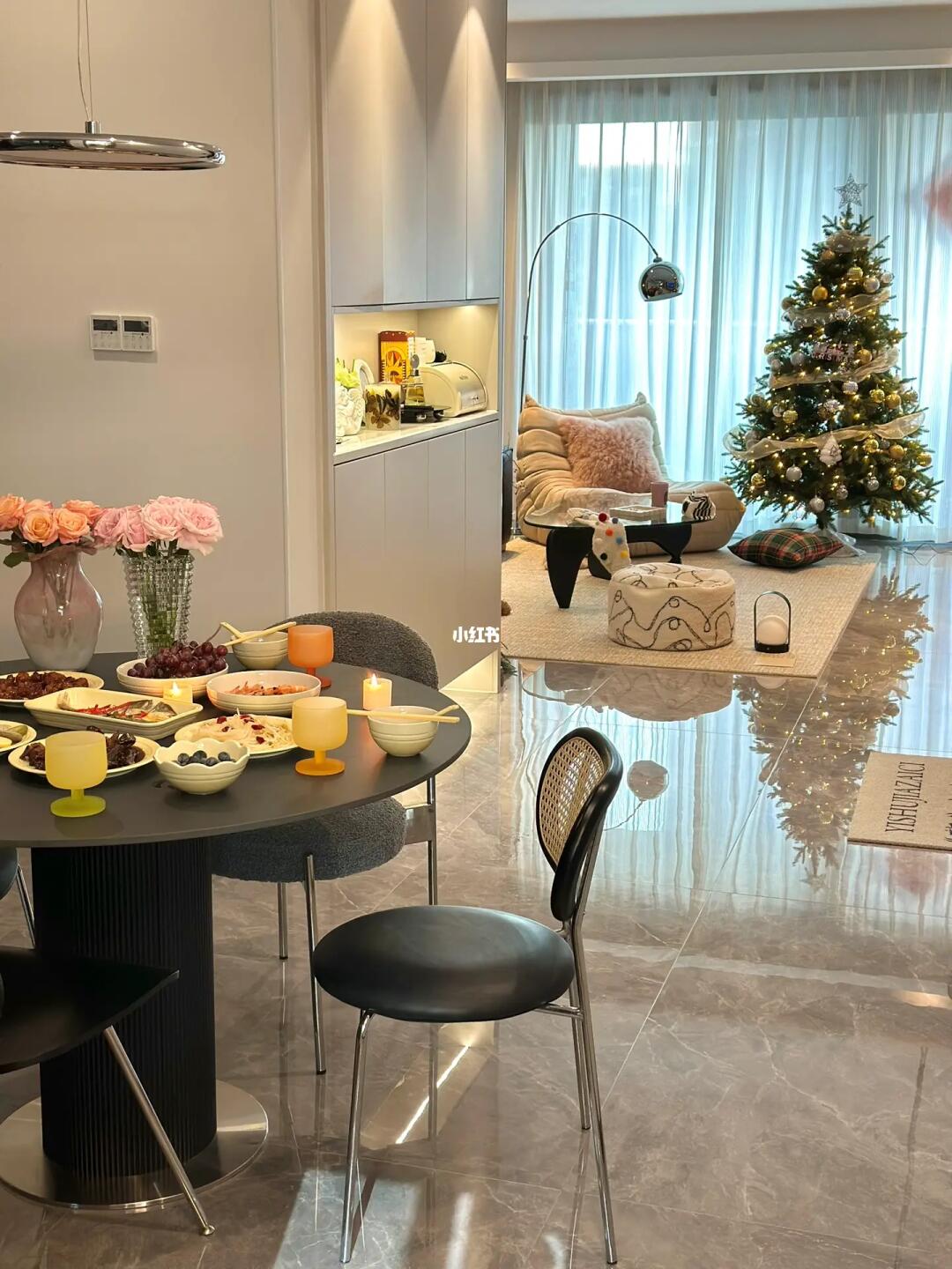 27岁的独居生活，有点小钱，有属于自己的家🎄